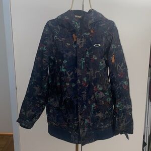Oakley Women’s snowboarding jacket